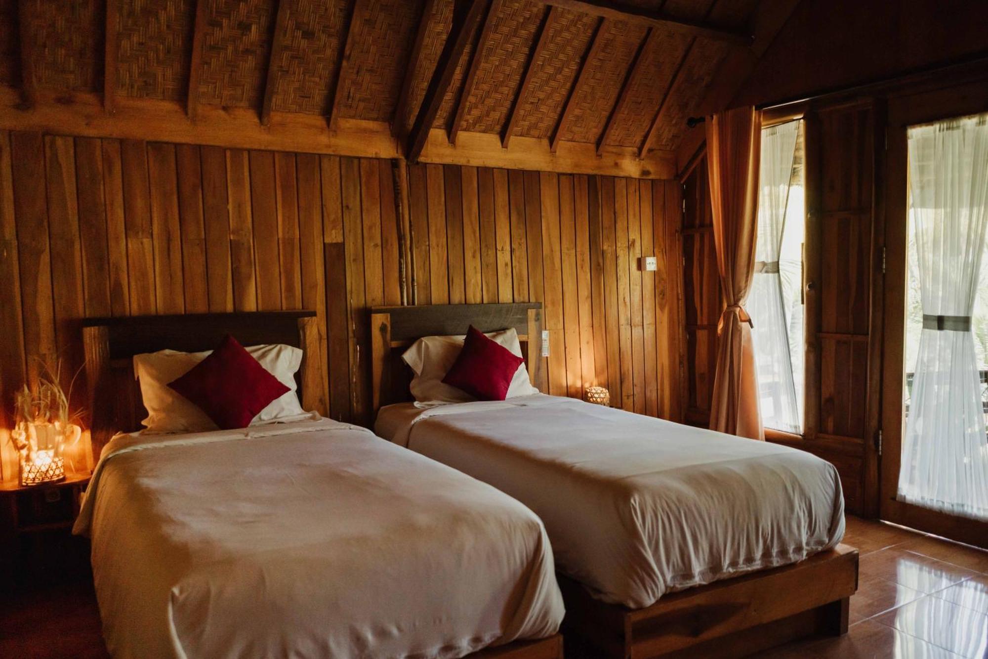 The Tamban Jukung Hotel Batumadeg Eksteriør billede